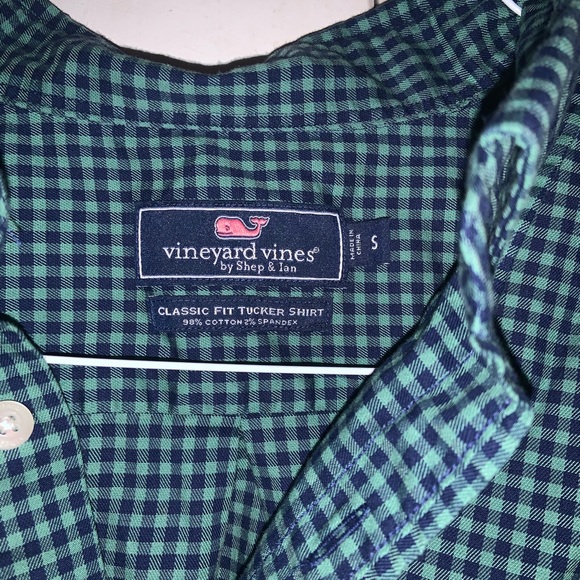 Vineyard Vines Button Down Classic Tucker Shirt - Picture 3 of 4